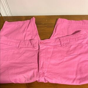 St. John's Bay Pink Capris